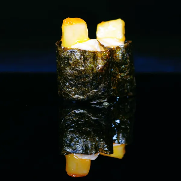 Gunkan queso y piña