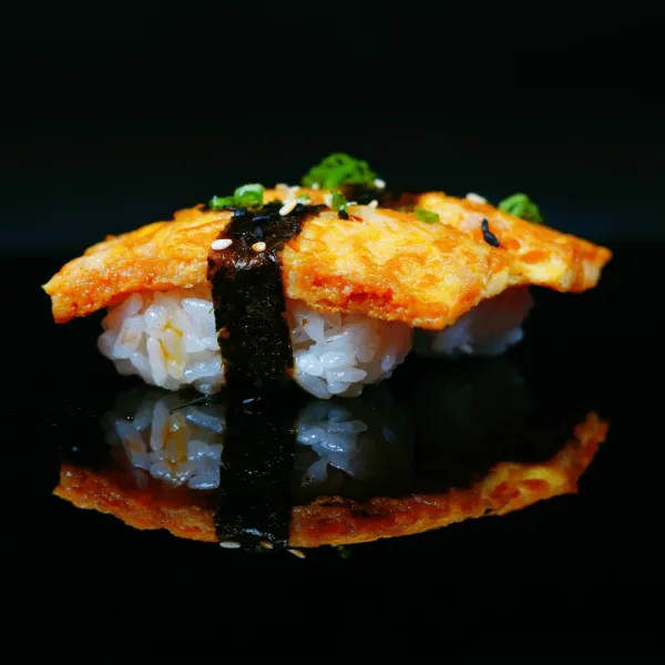 Nigiri tortilla con gambas