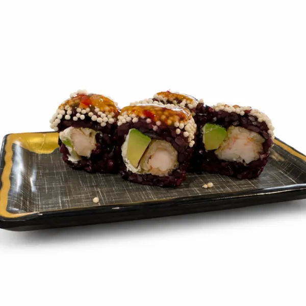 Uramaki queso, tempura langostino, aguacate arroz venere