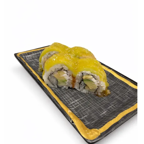 Uramaki piña, aguacate, mango
