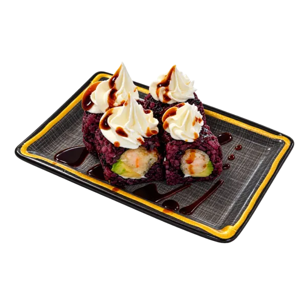 Uramaki queso tempura langostino, aguacate, arroz venere